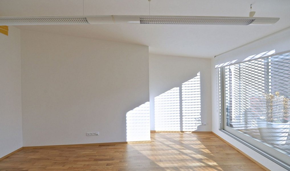 Pronájem kanceláře 256 m², Praha – náhled fotky 6