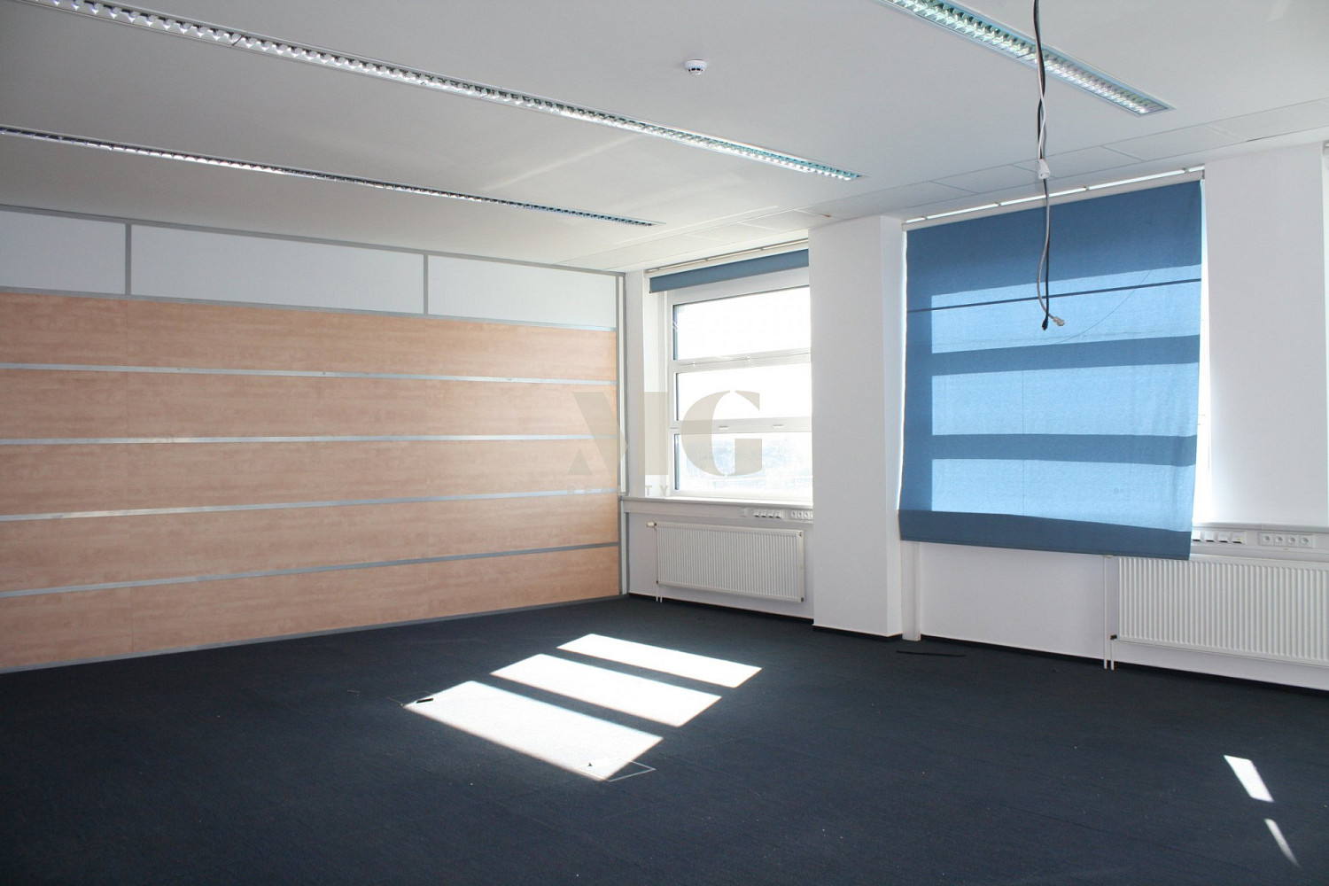 Pronájem obchodních prostor 111 m² — photo 3