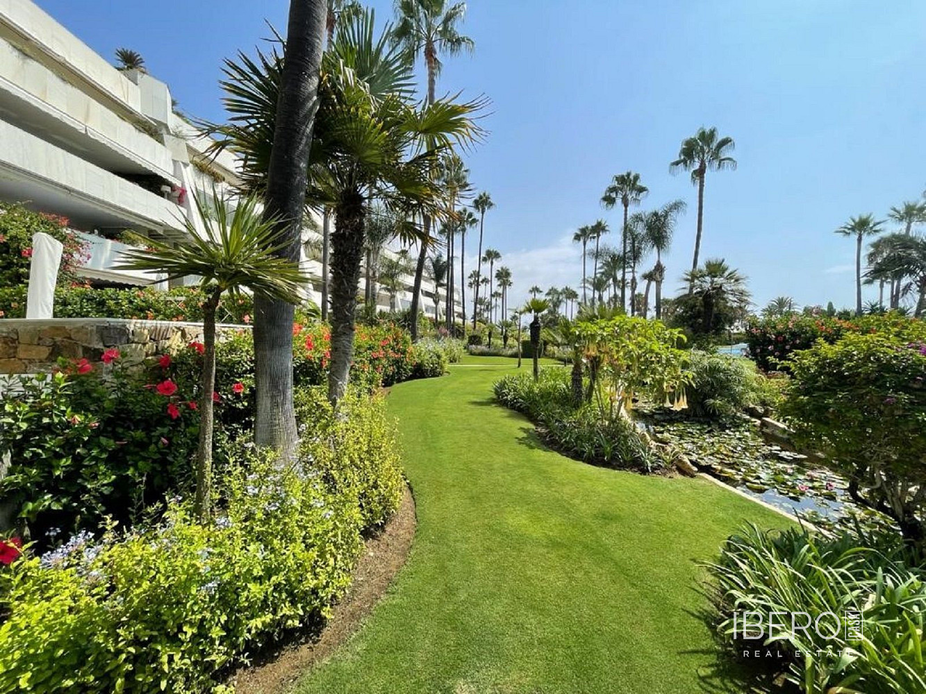 Piso 4+kk – Marbella, Nueva Andalucía - Vista 3