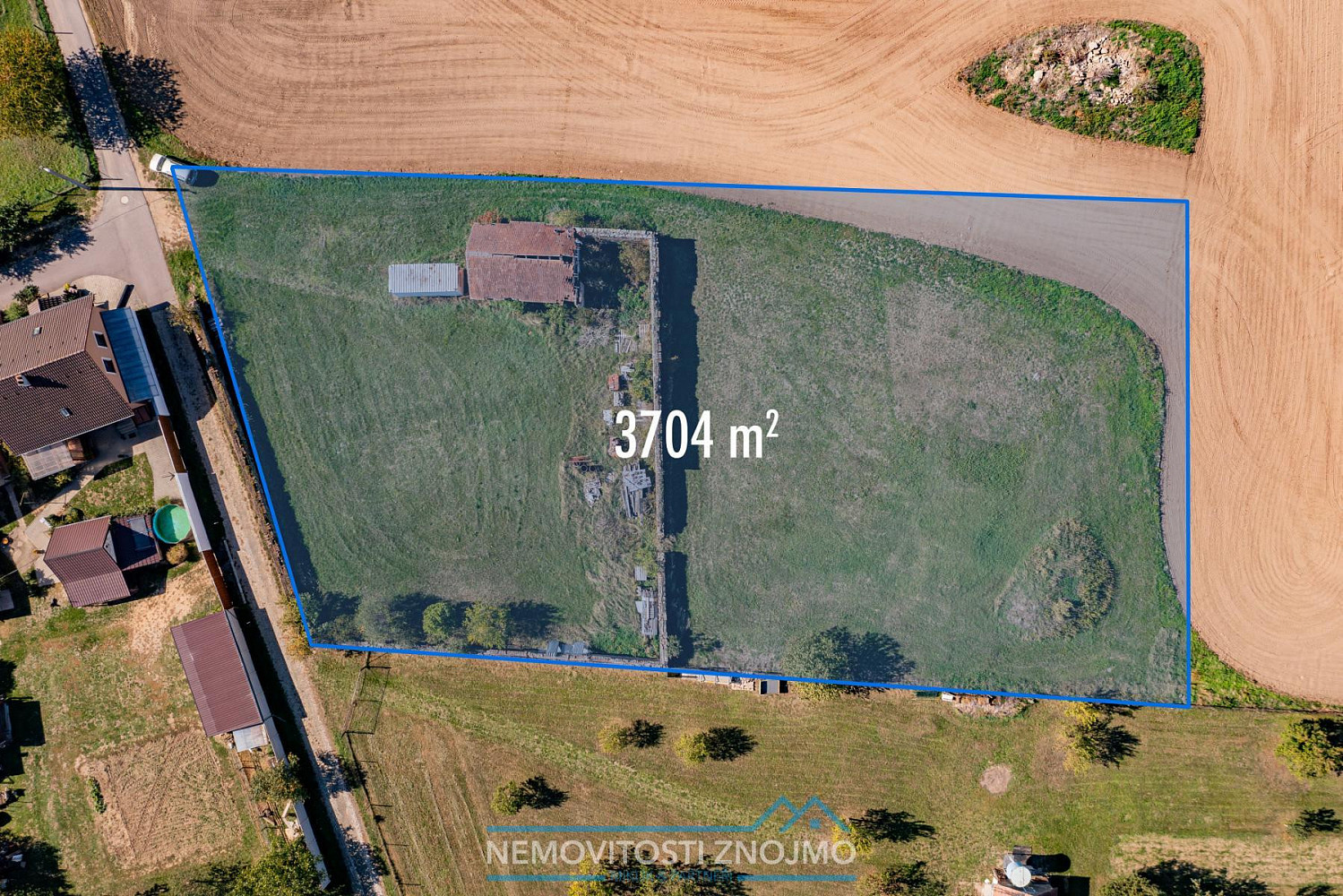 Prodej stavebního pozemku 3 704 m² – fotografie 4