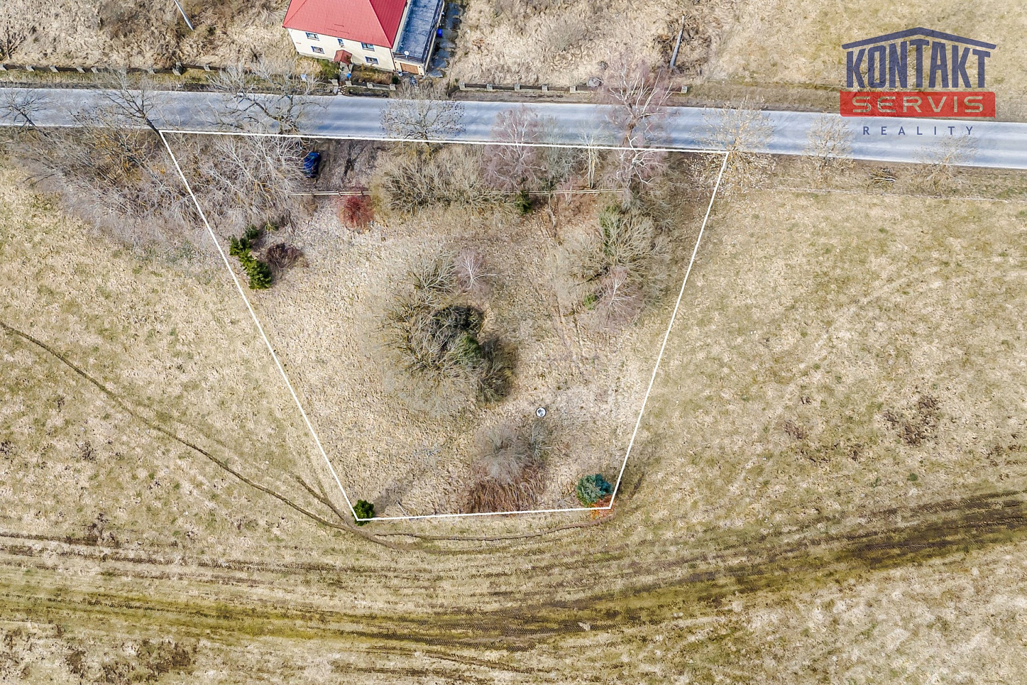 Prodej stavebního pozemku 1 821 m² – fotografie 3