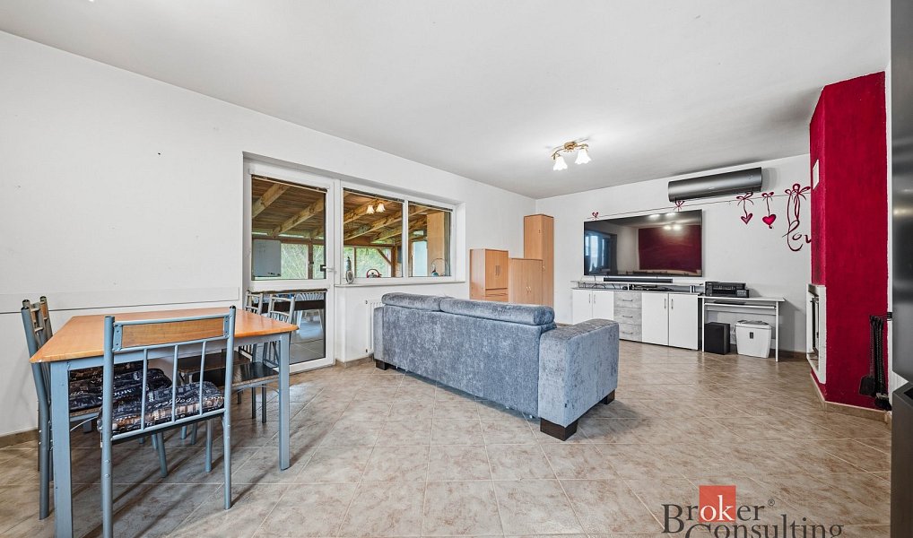Prodej domu 136 m² s pozemkem 1 150 m², Choteč – náhled fotky 4