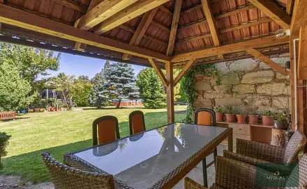 Prodej domu 200 m² s pozemkem 1 164 m², Nevřeň, okres Plzeň-sever