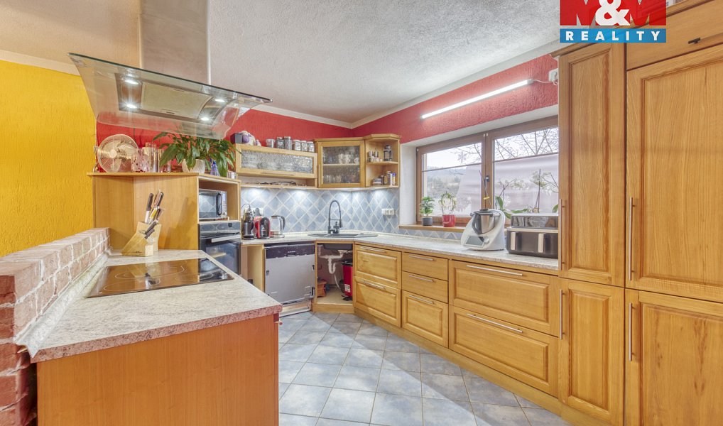Prodej domu 157 m² s pozemkem 1 029 m², Dolany – náhled fotky 10