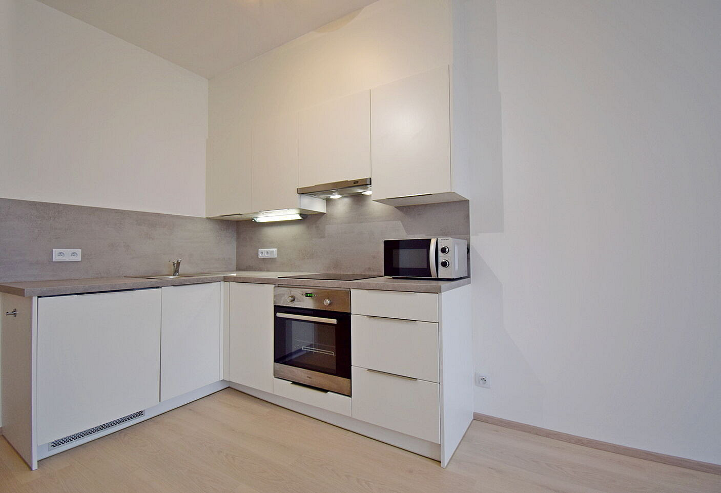 Pronájem bytu 1+kk 30 m² — photo 4