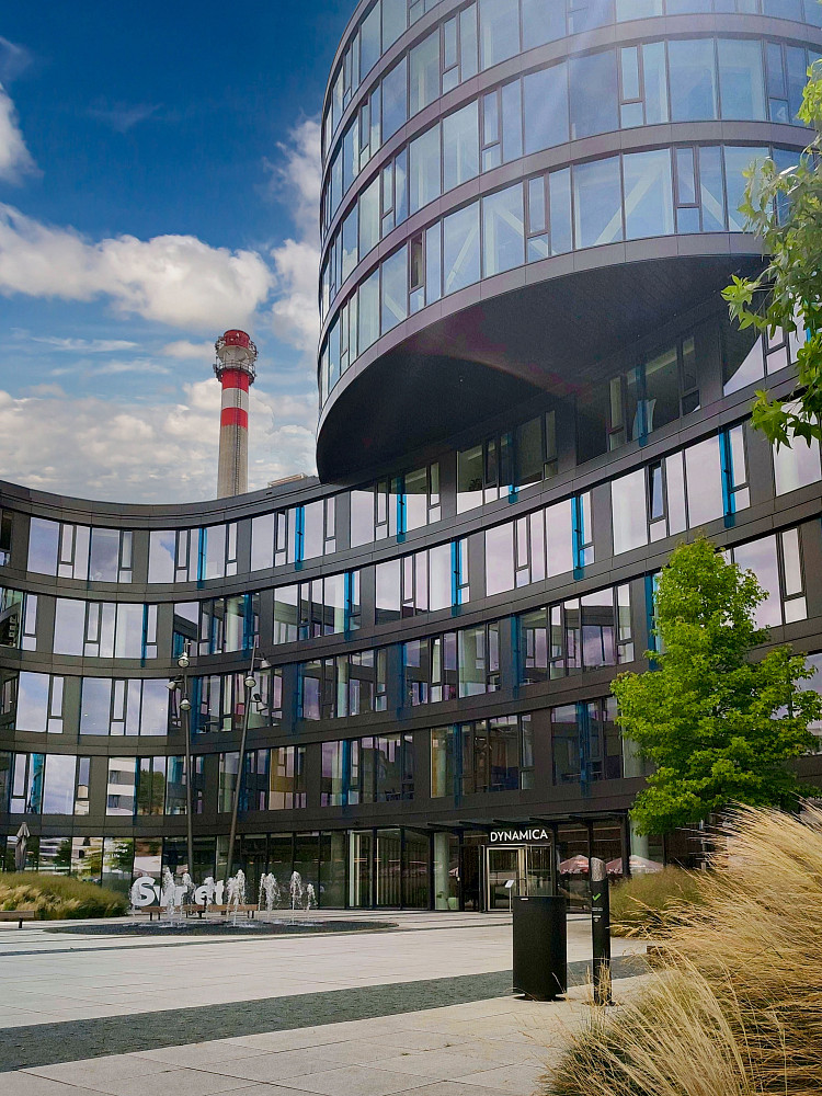 Pronájem kanceláře 70 m² – fotografie 2