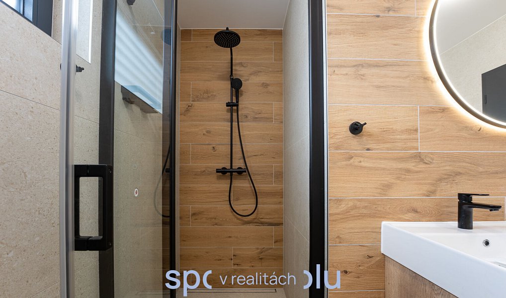 Prodej domu 113 m² s pozemkem 702 m², Zlámanec – náhled fotky 25