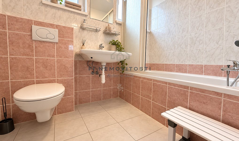 Prodej domu 117 m² s pozemkem 398 m², Jičín – náhled fotky 8