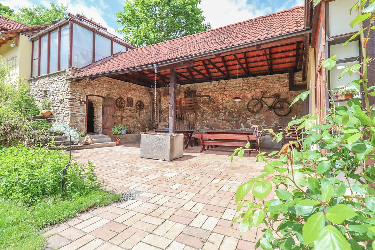 Prodej ubytovacího objektu 550 m² – fotografie 5