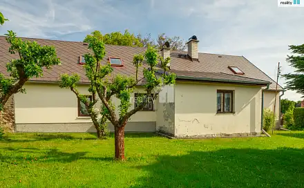 Prodej domu 286 m² s pozemkem 1 013 m², Myslív, okres Klatovy