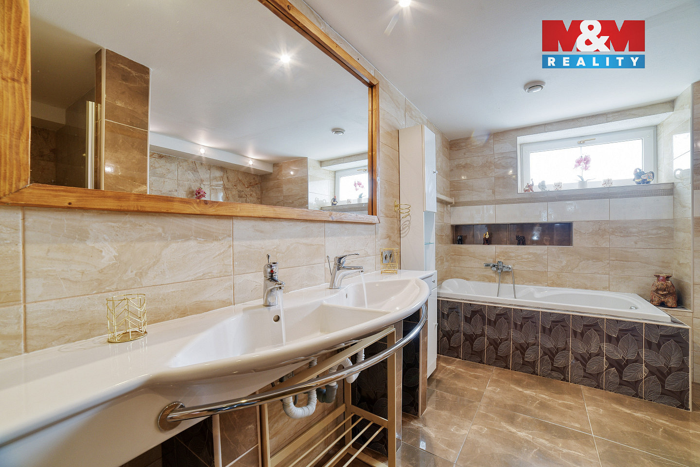 Prodej domu 252 m² s pozemkem 847 m² — photo 4