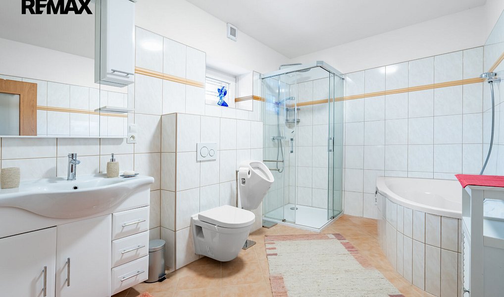 Prodej domu 267 m² s pozemkem 2 257 m², Horšovský Týn – náhled fotky 23