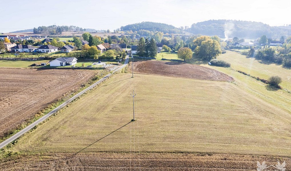 Prodej stavebního pozemku 1 850 m², Radomyšl – náhled fotky 9