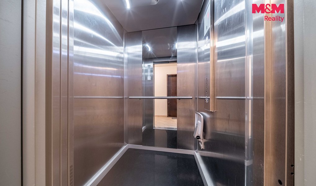 Prodej bytu 3+kk 79 m², Praha – náhled fotky 24