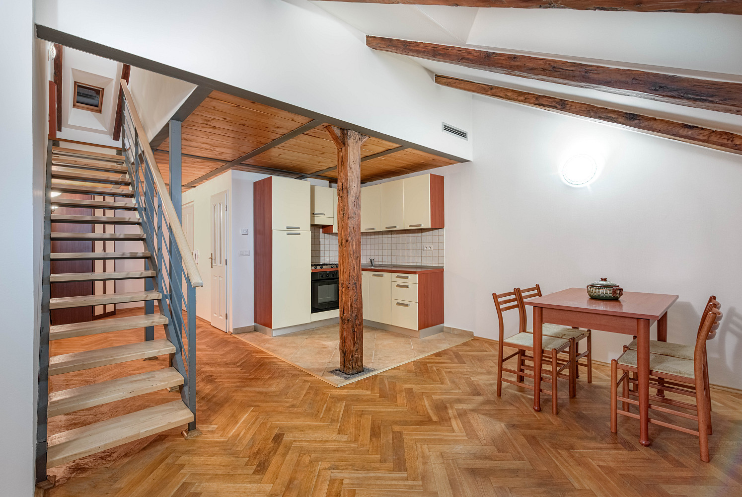 Prodej bytu 2+kk 63 m² – fotografie 2