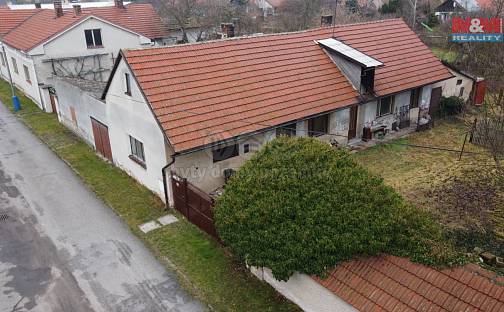 Prodej domu 84 m² s pozemkem 1 084 m², Dlouhá, Sány, okres Nymburk