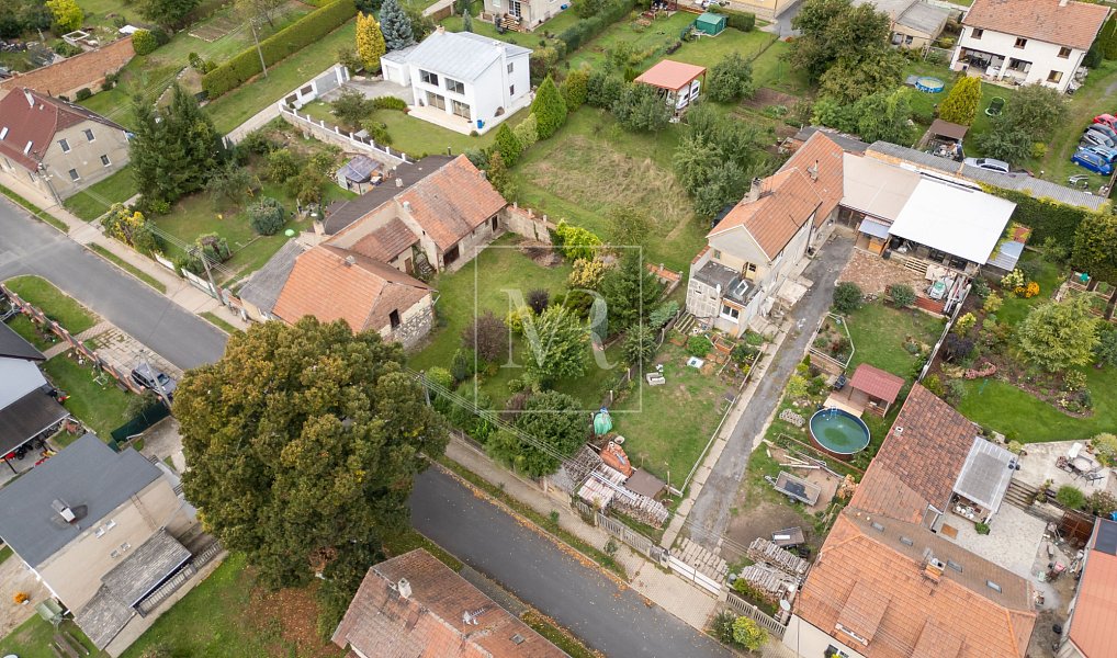 Prodej domu 105 m² s pozemkem 1 492 m², Klobuky – náhled fotky 3