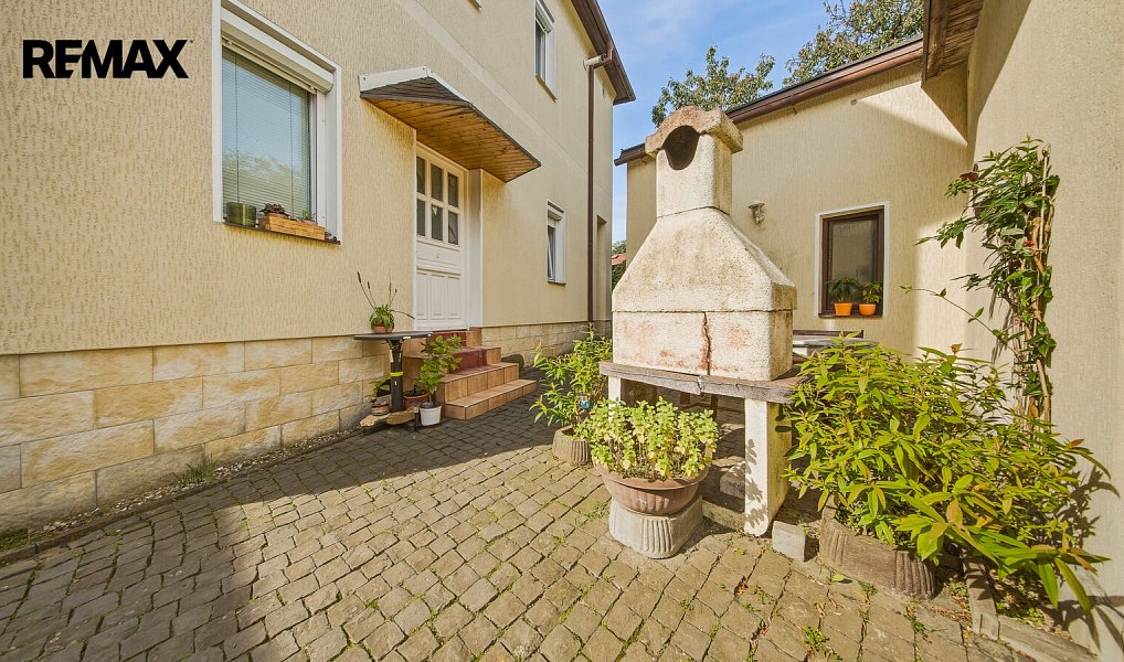 Prodej domu 257 m² s pozemkem 662 m², Nový Bor – náhled fotky 27