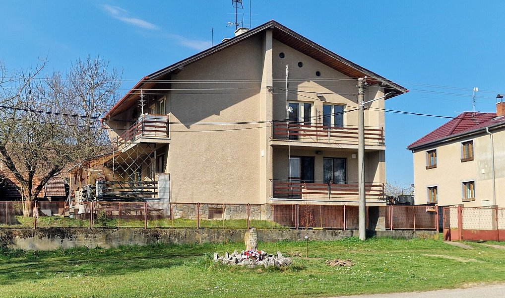 Prodej domu 300 m² s pozemkem 2 907 m², Hostomice – náhled fotky 9