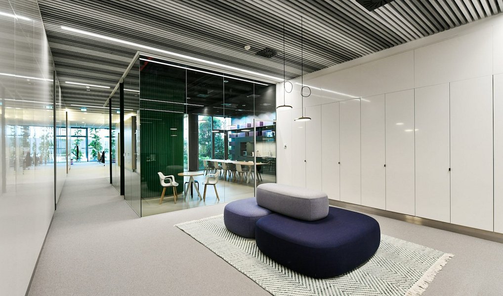 Pronájem kanceláře 525 m², Vestec – náhled fotky 5
