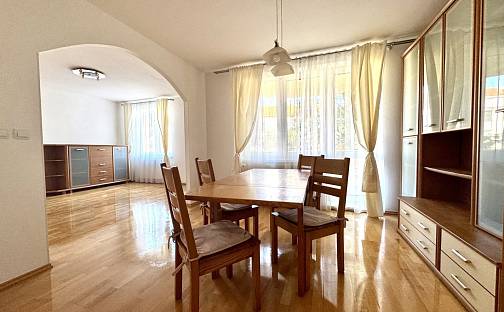 Prodej bytu 4+1 113 m², Sokolovská, Pardubice - Zelené Předměstí