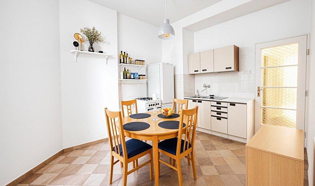 Prodej bytu 2+1 70 m², Praha – náhled fotky 4