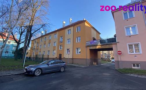 Pronájem bytu 2+1 55 m², Selská, Chomutov
