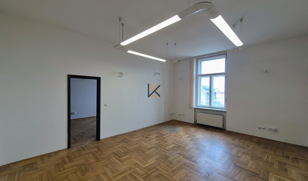 Pronájem kanceláře 90 m², Praha – náhled fotky 2