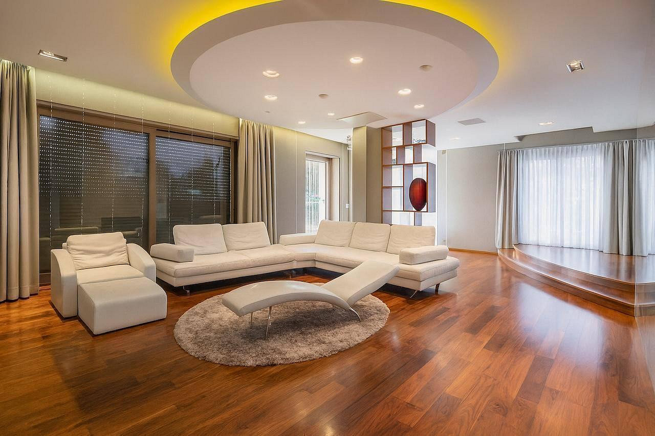 Prodej domu 700 m² s pozemkem 1 893 m² – fotografie 3