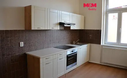Pronájem bytu 2+1 67 m², 28. října, Teplice