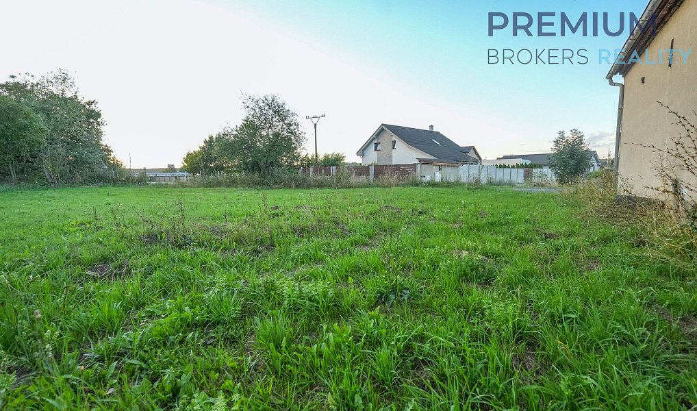 Prodej stavebního pozemku 868 m², Račice – náhled fotky 8