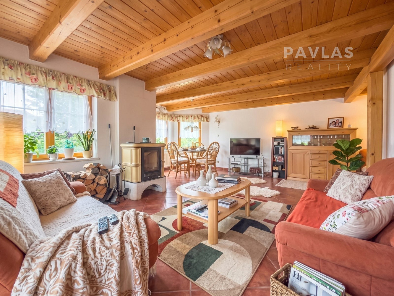 Prodej domu 240 m² s pozemkem 573 m² – fotografie 3