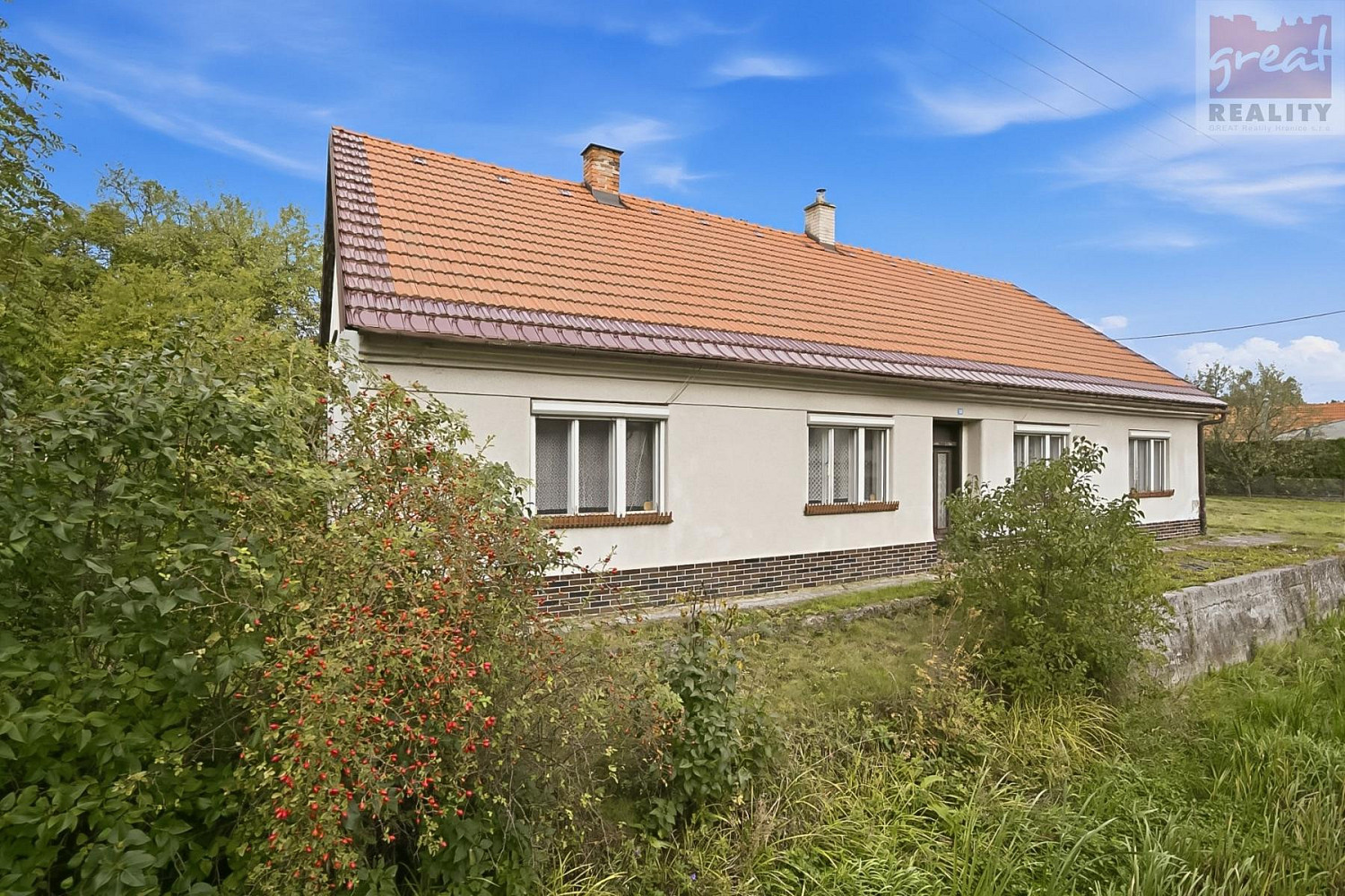 Prodej domu 266 m² s pozemkem 1 195 m²