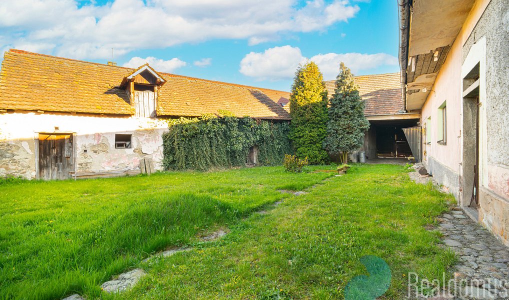 Prodej zemědělského objektu 232 m², Krašlovice – náhled fotky 2