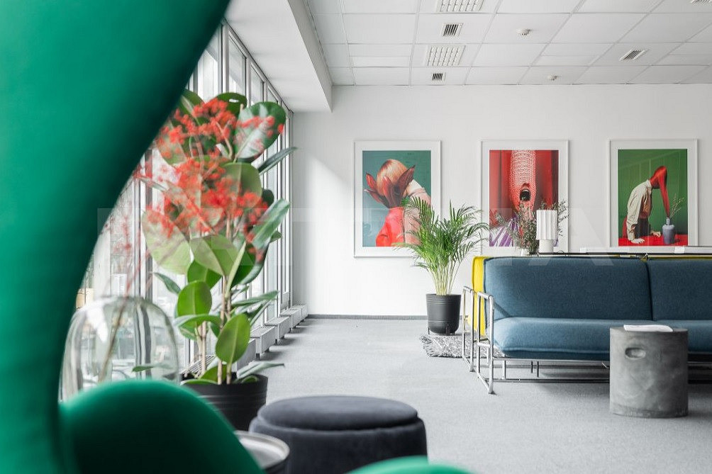 Pronájem kanceláře 728 m² – fotografie 4