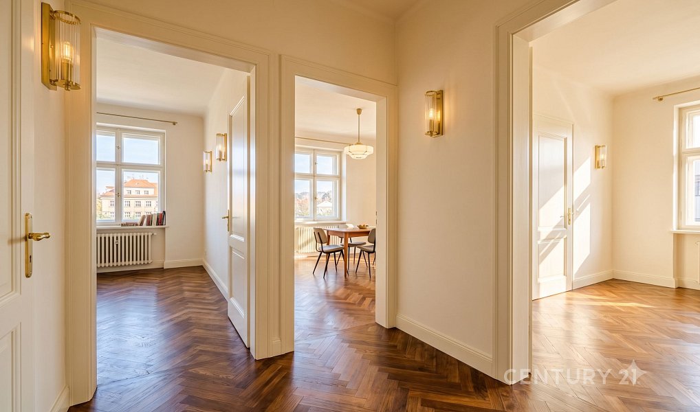 Prodej domu 300 m² s pozemkem 504 m², Beroun – náhled fotky 10
