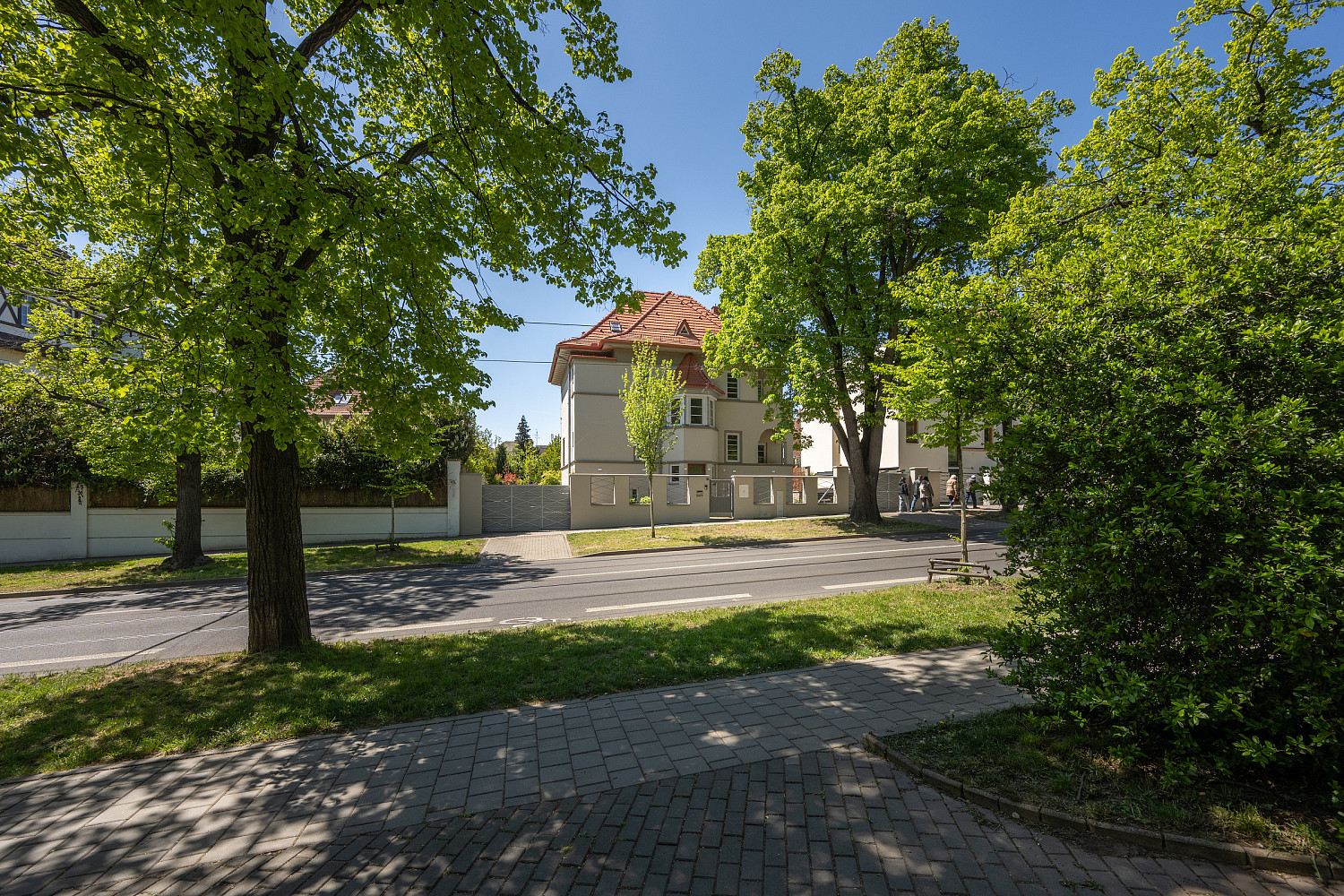 Prodej vily 400 m² s pozemkem 994 m² — photo 4