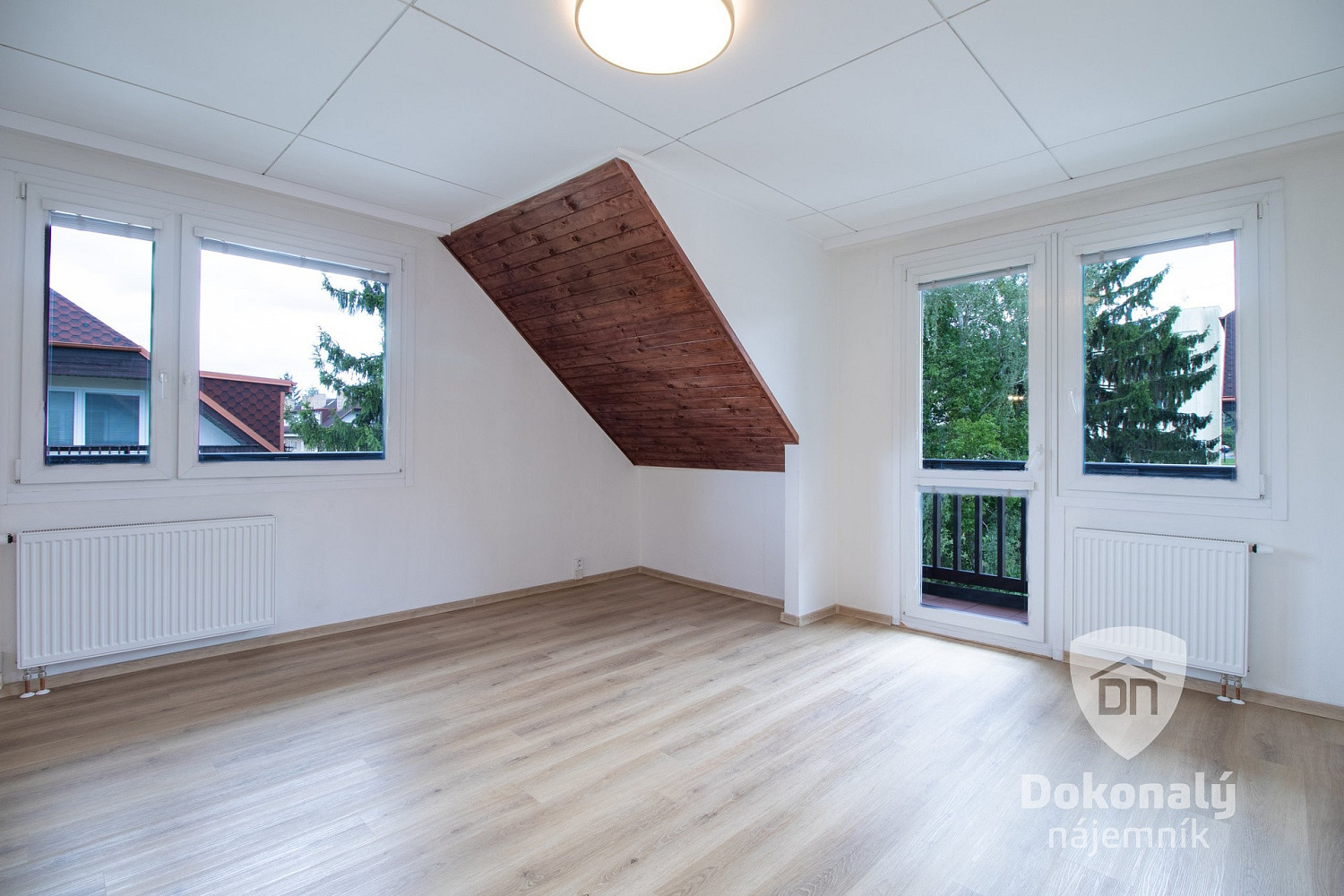 Pronájem bytu 3+kk 75 m² – fotografie 2
