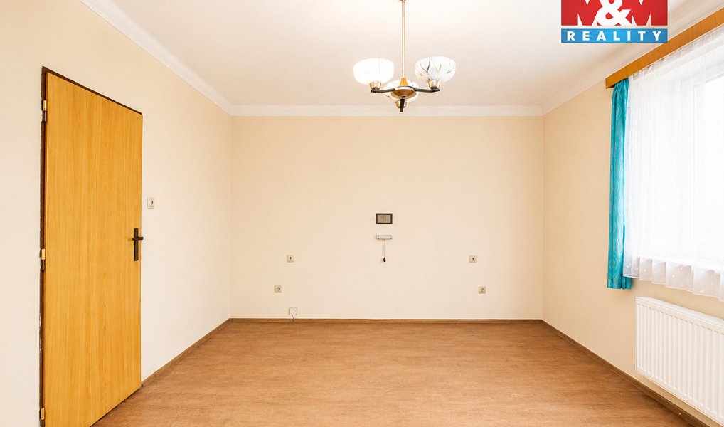 Prodej domu 180 m² s pozemkem 755 m², Protivín – náhled fotky 3