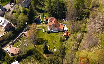 Prodej chaty/chalupy 250 m² s pozemkem 4 306 m², nám. 5. května, Bečov nad Teplou, okres Karlovy Vary
