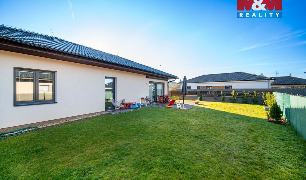 Prodej domu 170 m² s pozemkem 609 m², Chrast – náhled fotky 4