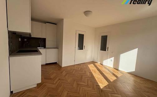 Pronájem bytu 2+kk 35 m², Cvičebná, Praha 6 - Břevnov