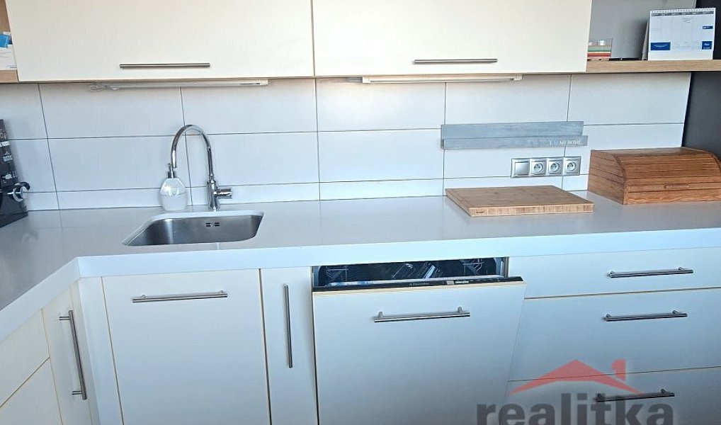 Prodej bytu 4+kk 80 m², Opava – náhled fotky 8