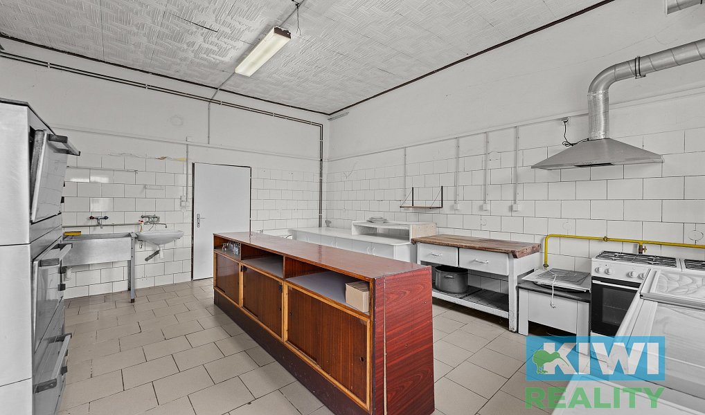 Prodej restaurace 638 m², Petřvald – náhled fotky 17