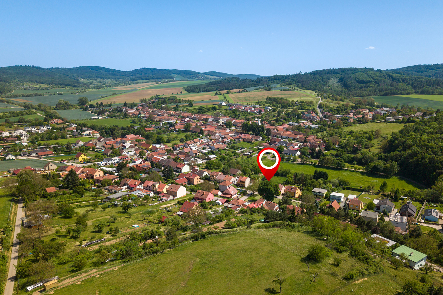 Prodej stavebního pozemku 1 700 m² – další