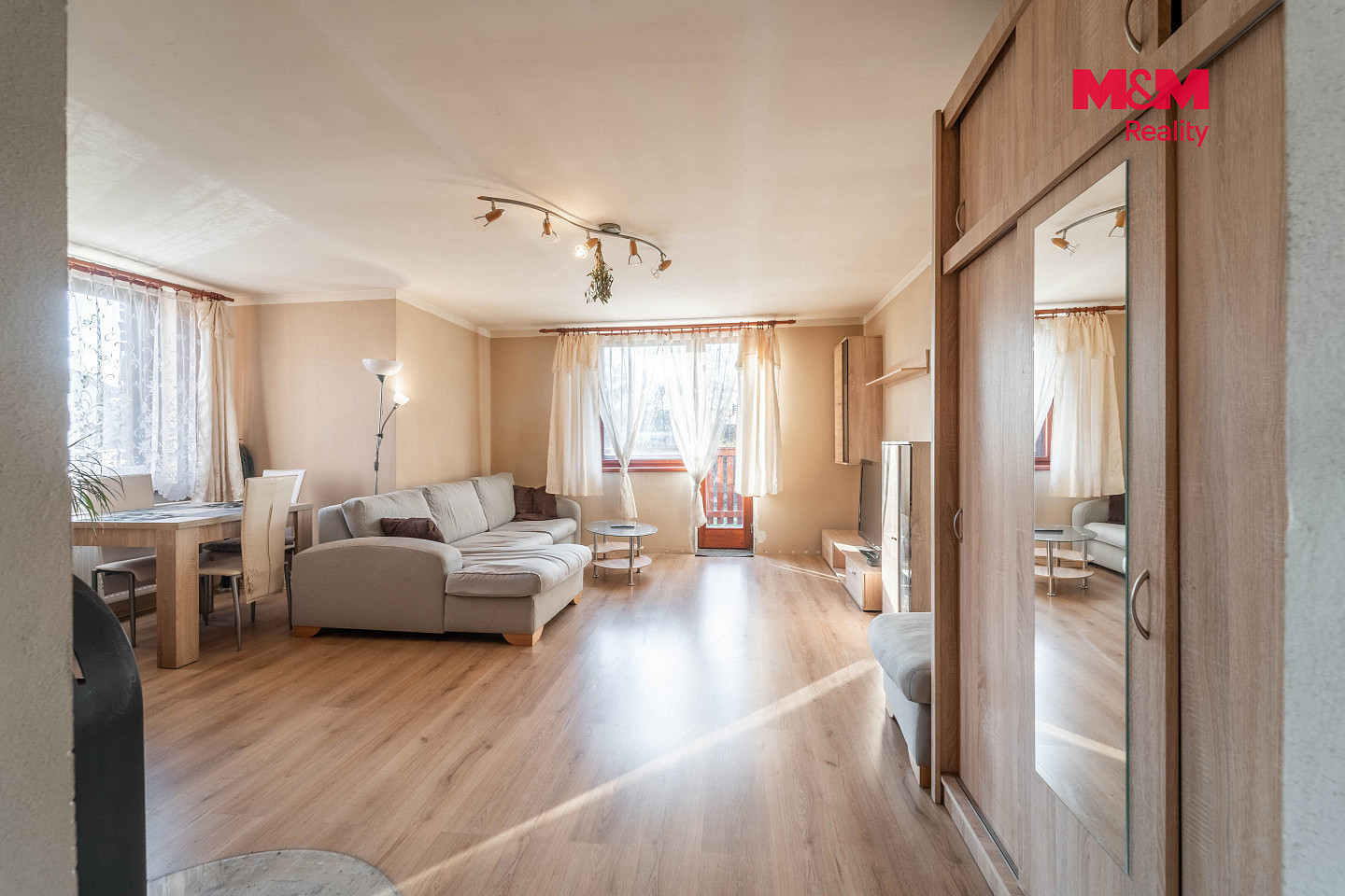Prodej domu 180 m² s pozemkem 2 215 m² — photo 5