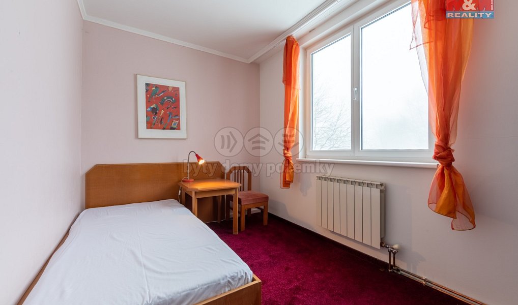 Prodej výrobních prostor 1 873 m², Rovná – náhled fotky 14