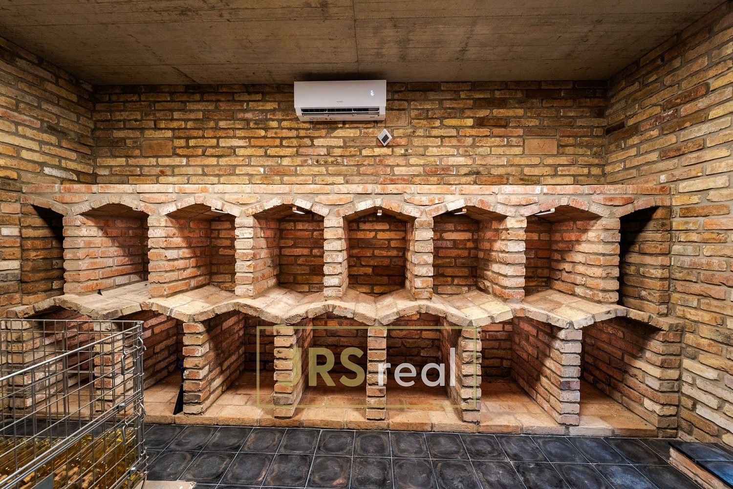 Prodej vinného sklepa 100 m2, mikulčice — photo 3