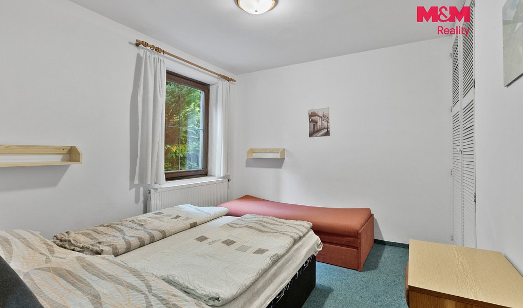 Prodej ubytovacího objektu 341 m², Harrachov – náhled fotky 9