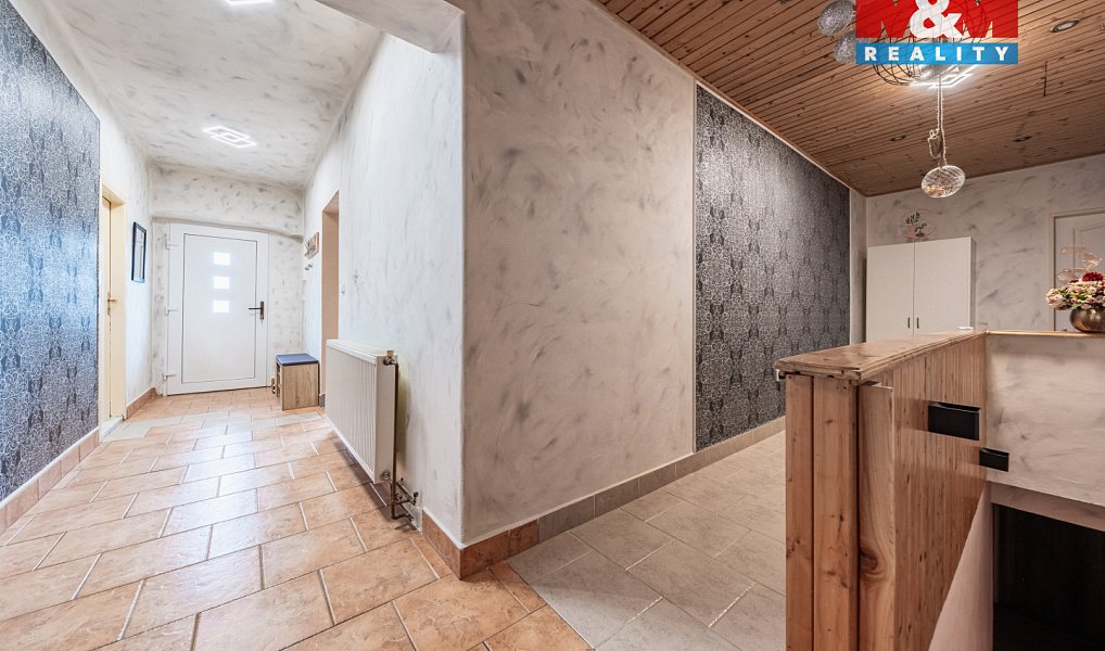 Prodej bytu 5+1 139 m², Chlumec nad Cidlinou – náhled fotky 9